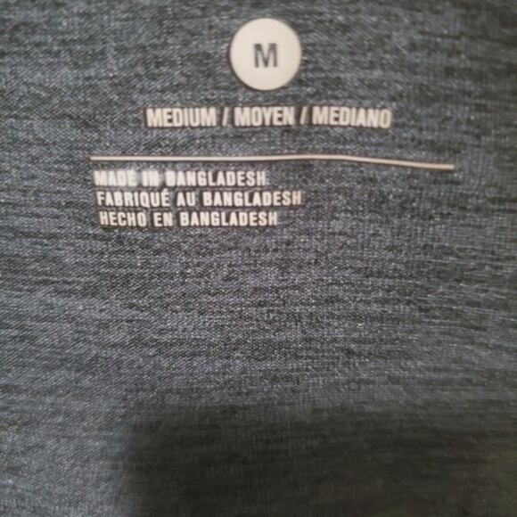 Hurley Black Shirt Size Medium UFP 50+ Sun Protection Quick Dry - Picture 3 of 7